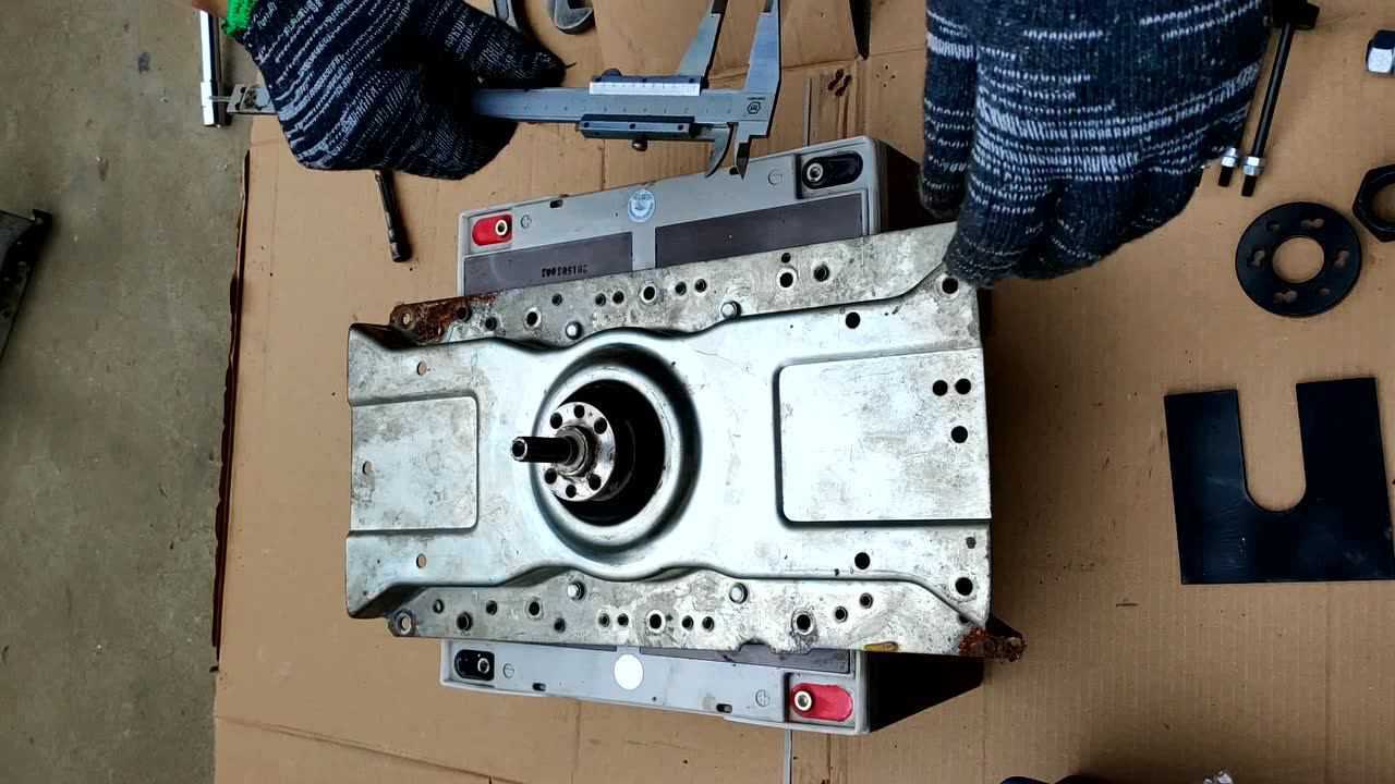 洗衣机离合器轴承拆卸总成维修换轴承水封离合器轴承脱位文氏工具