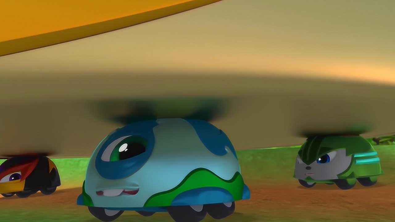 炫斗小q:小矮子力气大,不到半米的身材,竟能抬起巨型雕像