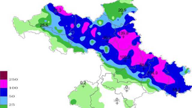 现场!广西北部出现特大暴雨,多车泡水多人被困