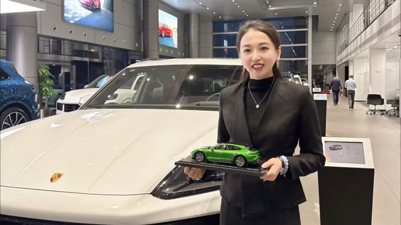 女销售一年卖170辆保时捷本人肯定卖车靠真诚自己也是车主