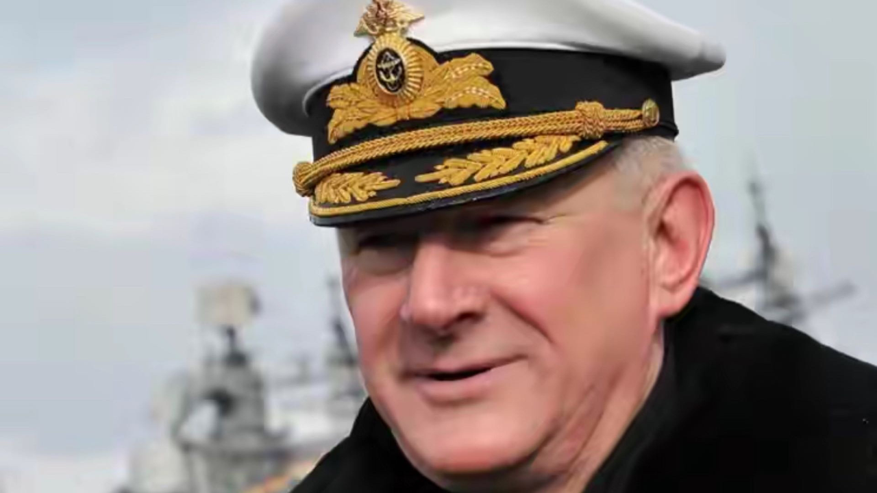 俄媒:俄罗斯海军总司令叶夫梅诺夫已被解职,因为多次遭遇乌军袭击