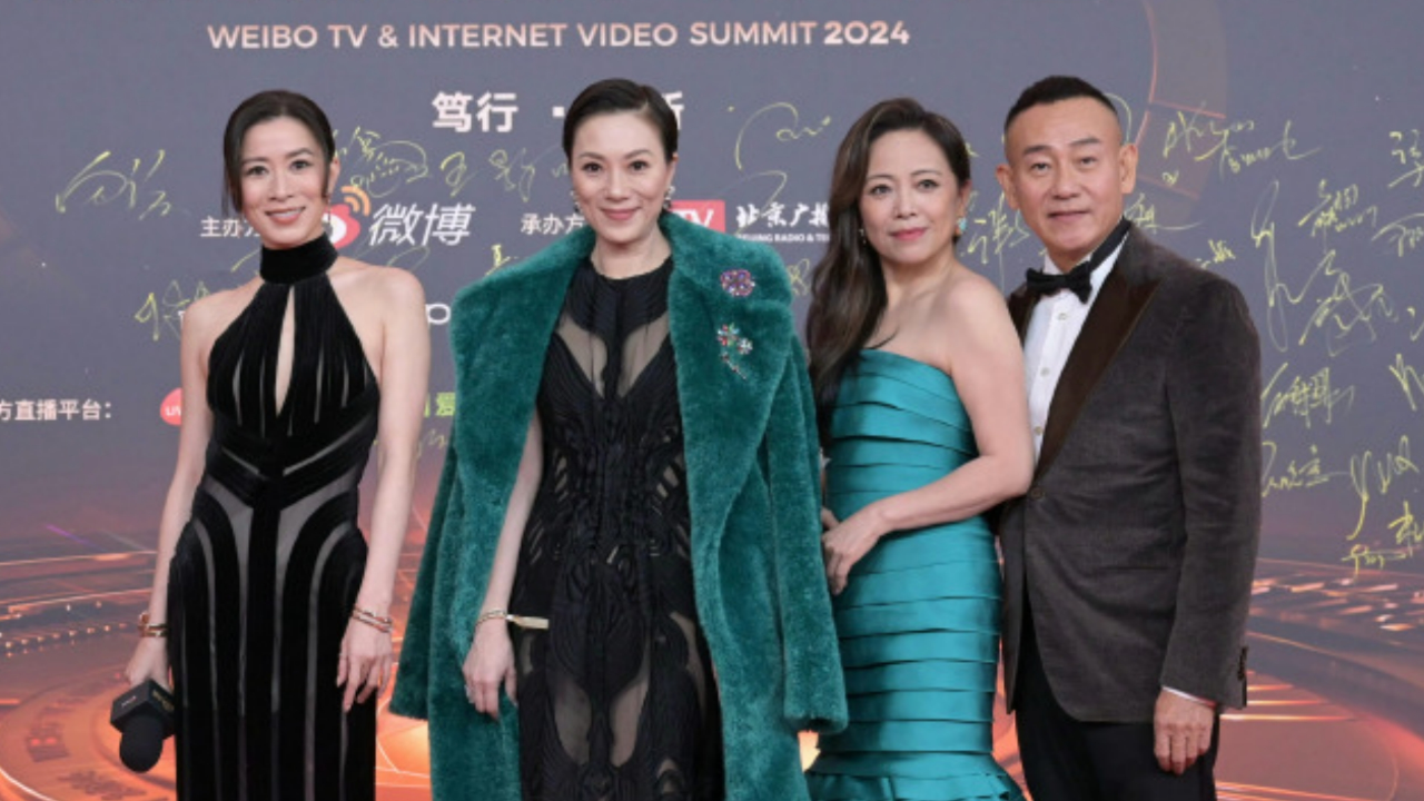 《金枝欲孽》时隔20年红毯合体,佘诗曼林保怡邓萃雯张可颐一秒入戏