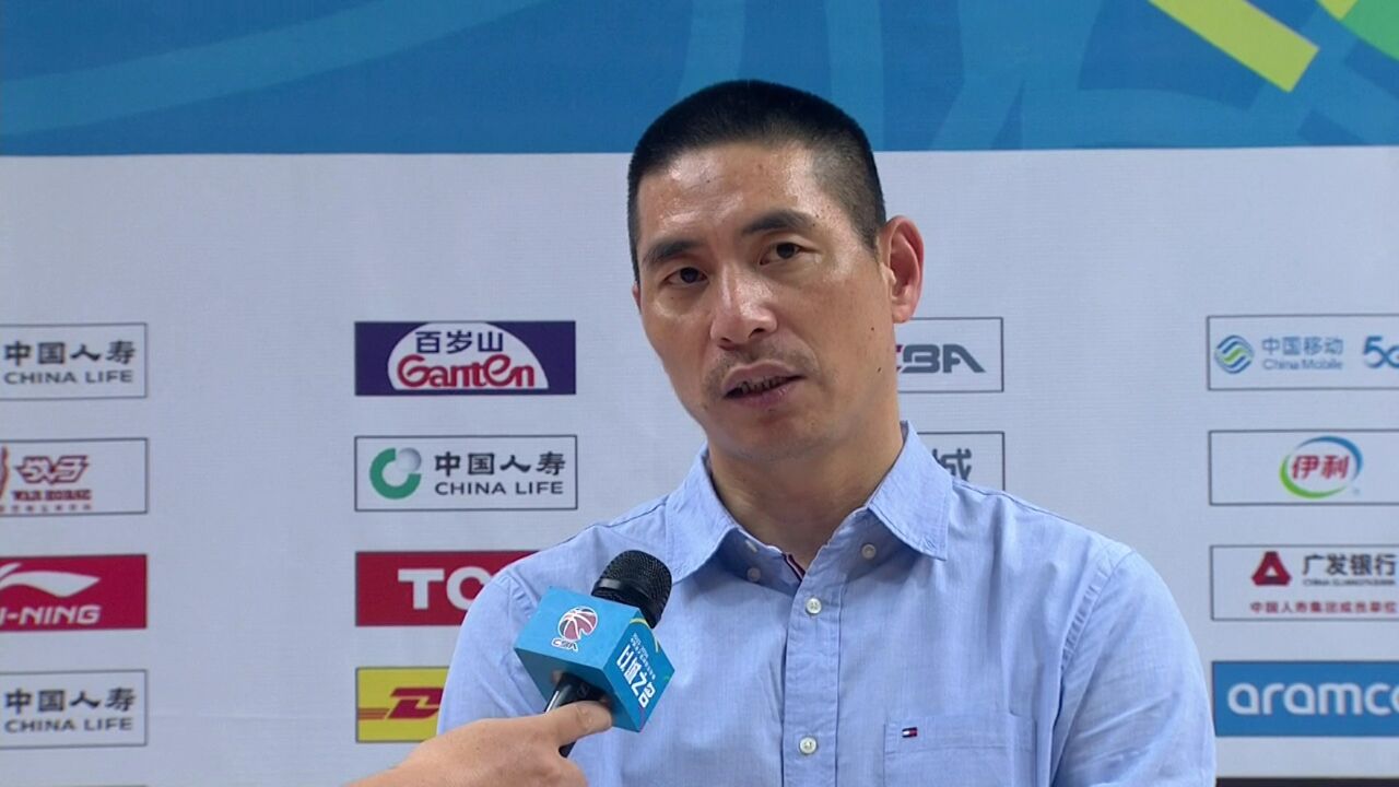福建男篮vs江苏男篮!福建浔兴股份主教练朱世龙指导赛后采访