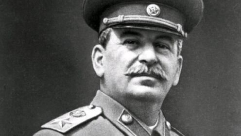 德兰黑7：1943年，斯大林到达德黑兰，保护他的特工队伍十分庞大