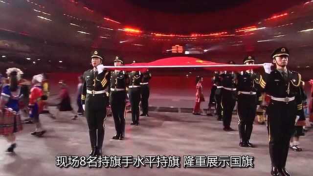 7岁女孩杨沛宜唱响《歌唱祖国》,天籁童声响彻国内外,祖国万岁