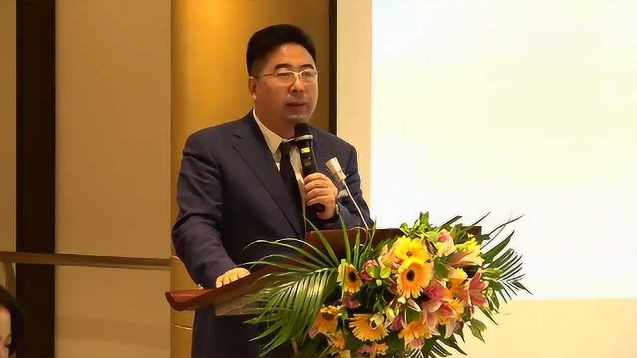 名师学院新闻发布会张维和赫墨慈贝尔格致词