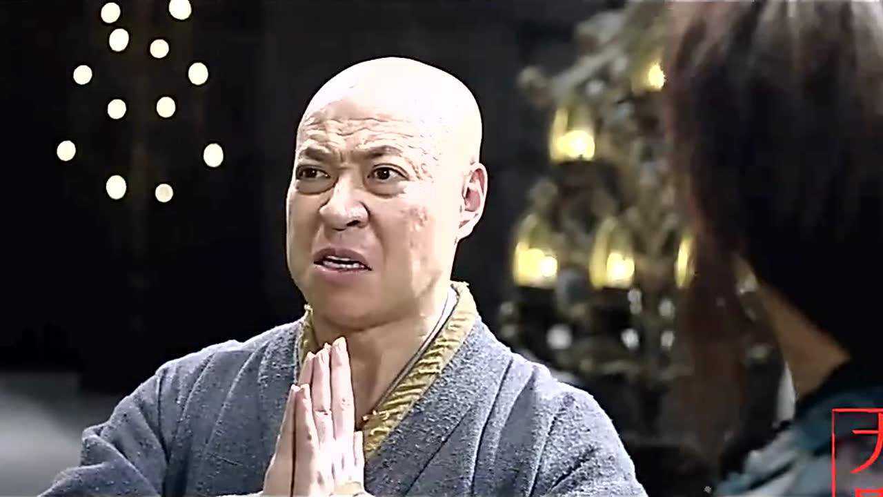 张龙赵虎这一棒把伏虎罗汉真身给打出来了,伏虎很生气后果很严重