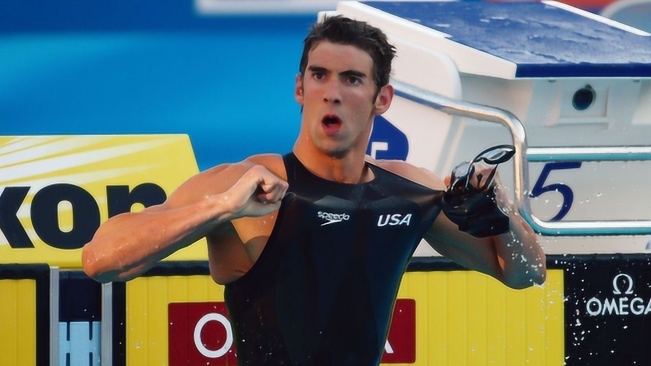 被泳联禁止的外挂鲨鱼皮泳衣有多强菲尔普斯穿上它判若两人