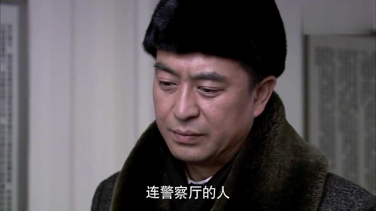 悬崖周乙看望老邱不料老邱说出这样的话周乙身份要暴露