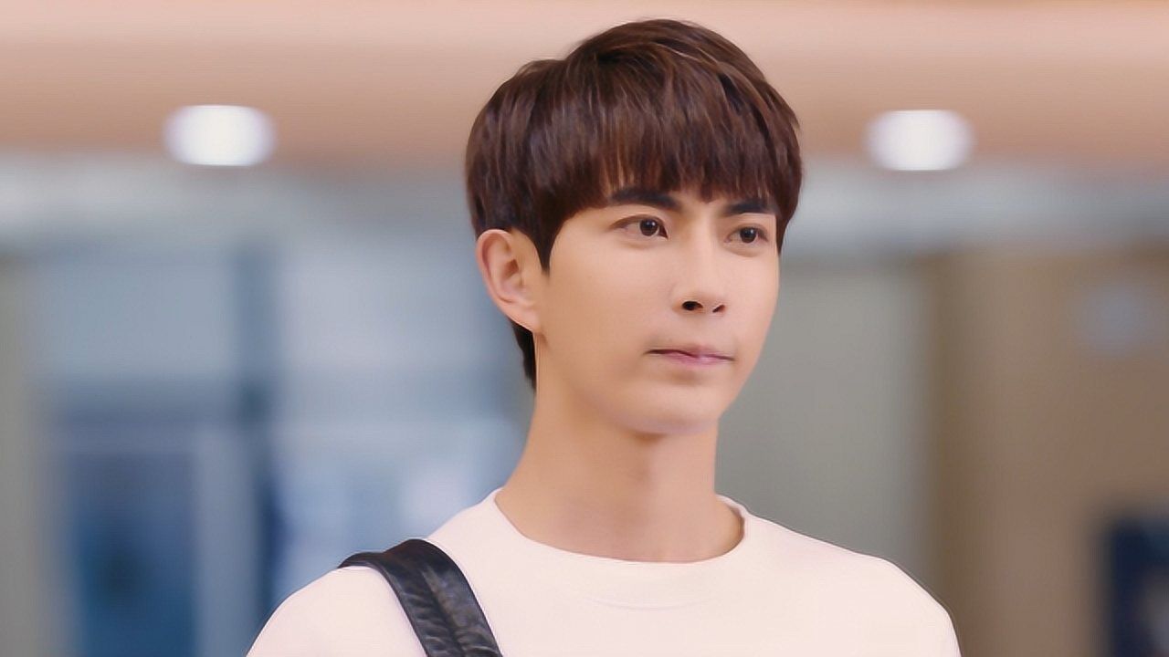 速看青春抛物线第六集安晏成排球队指导邱元雅苦追安晏