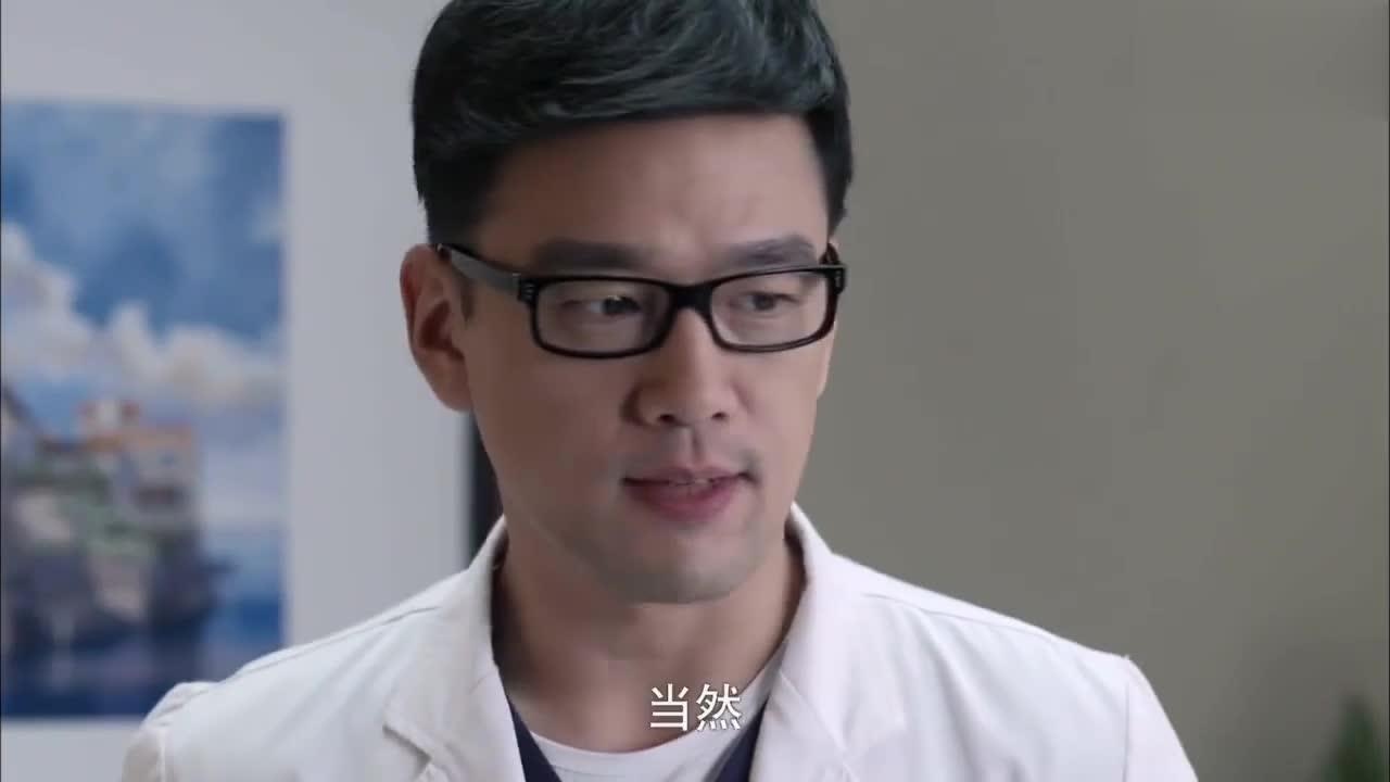 产科医生:肖程要与何晶睡一屋,何晶瞬间羞红脸,赶他出去