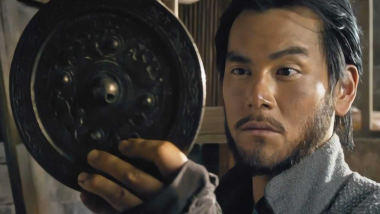 危城:彭于晏剪了新胡子,自己照镜子都夸自己帅,真是没谁了