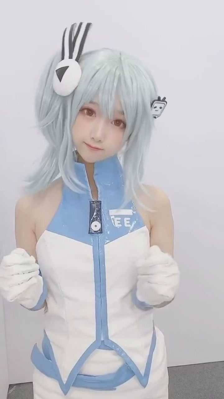 22娘小白兔奶糖ovo33娘苏苏