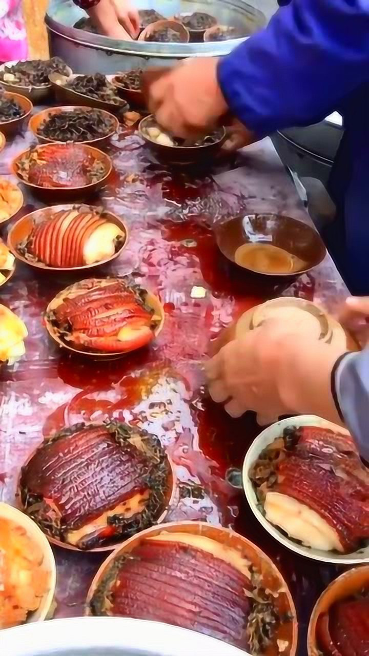 农村宴席必备大碗扣肉,看着就想吃,实在太有食欲了!