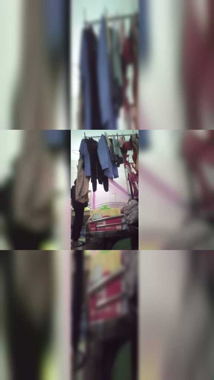 打脚心，自娱自乐，太无聊了，自己在家只能这样了。对了我不怕痒哦，不信你就来试试吧_高清