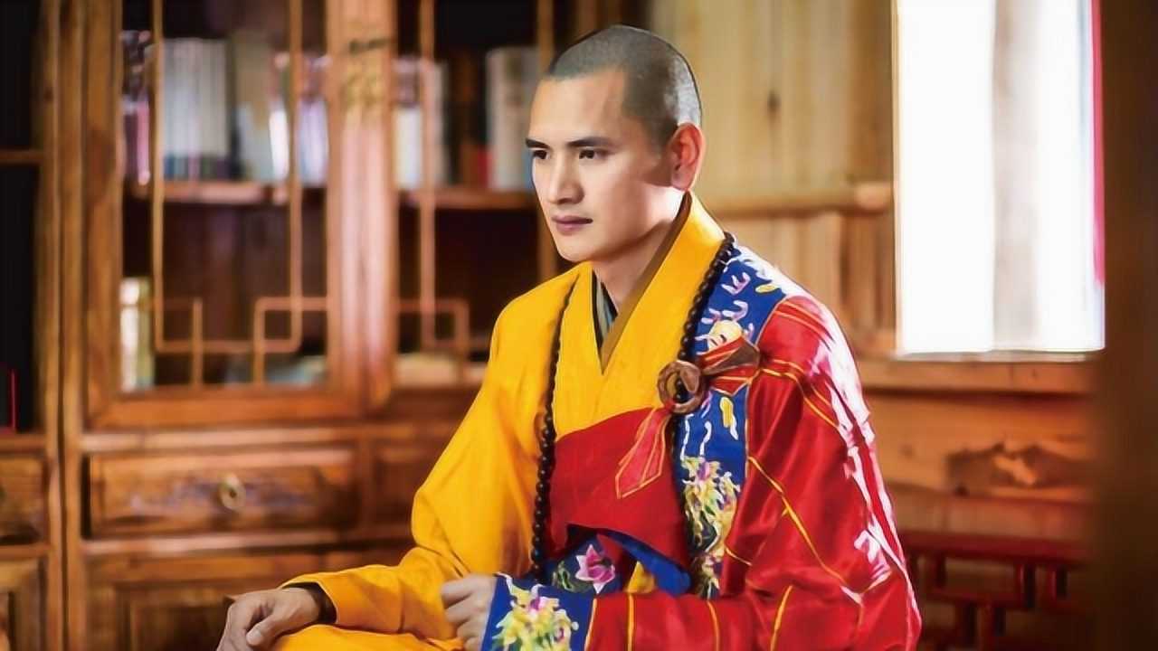 唐僧转世寺庙中颜值最高的和尚引无数女游客前来参观