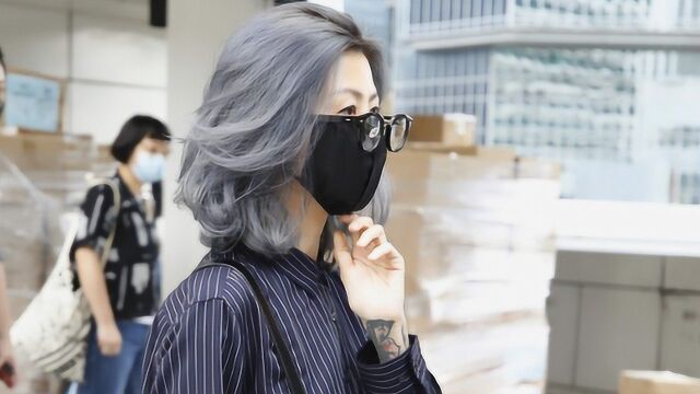 香港39岁女设计师违反禁令起底港警 被判监禁28日缓刑一年