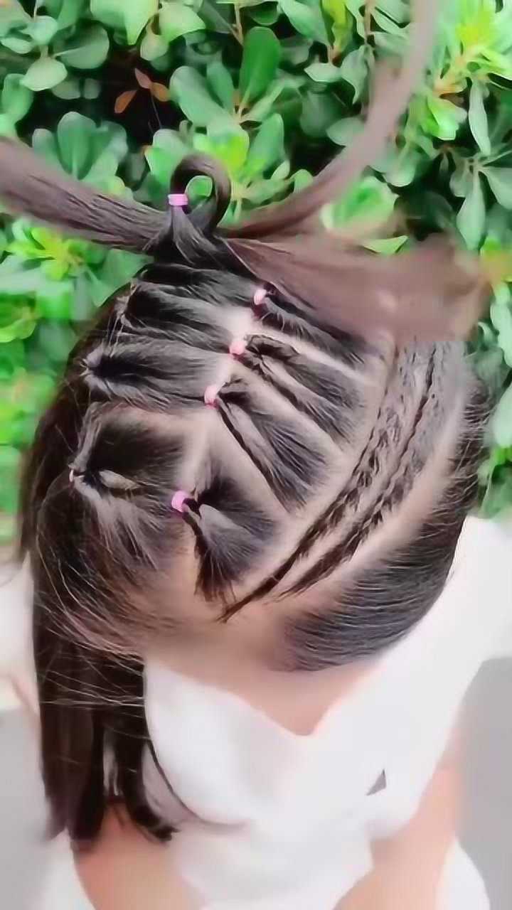 儿童编发:这个发型适合5岁以上宝贝,干净又利落