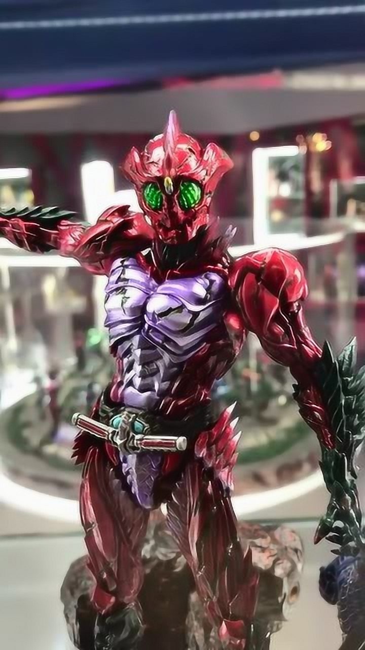 假面骑士亚马逊万代sic手办简直太要太帅啊