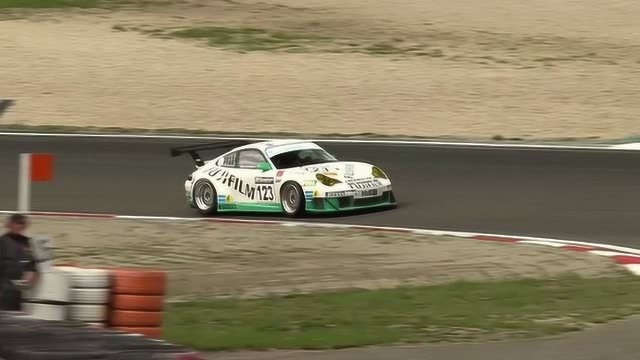 保时捷996 GT3 RS 的魅力所在!