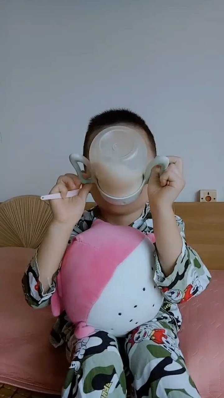 今天又和婆婆吵了一架说孩子快4岁了怎么还要给他喝奶粉4岁怎么了我