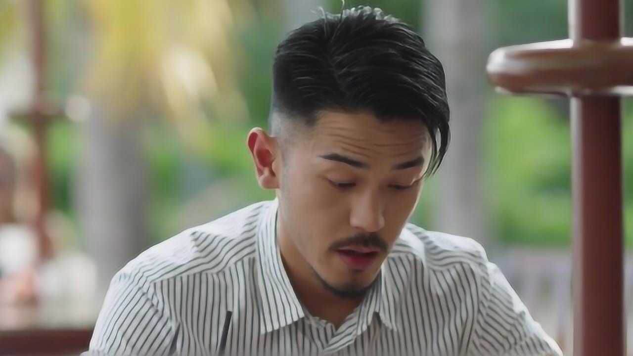 三十而已梁正贤肯定是个大海王在每个地方都有女朋友