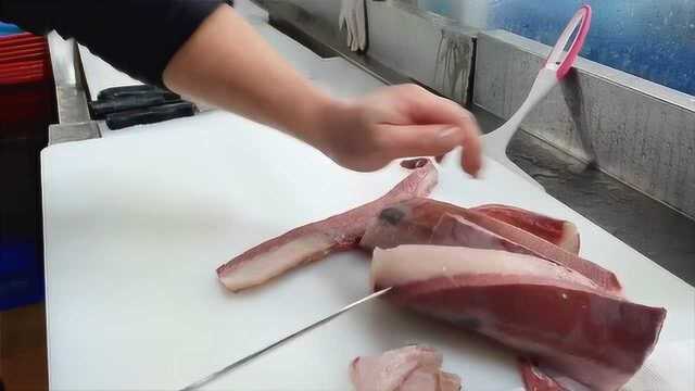 为什么很多人爱吃鰤鱼,看到大厨切开的鱼肉,我全明白了