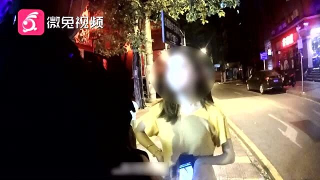 男子住店起色心 偷窥被抓很后悔