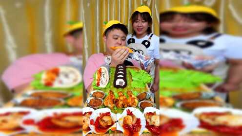 吃货邱小胖,试吃一大盘子的美食,大口大口吃得好过瘾!