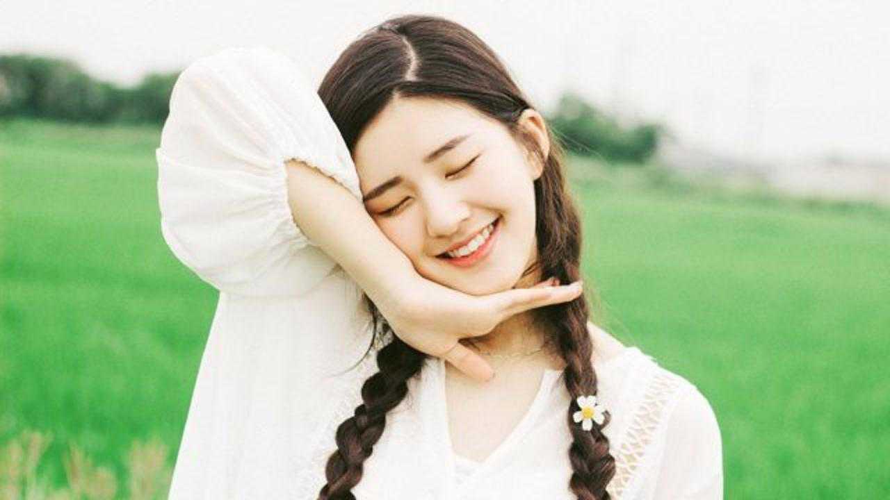 5位女星光脚跳舞，赵露思光脚的样子也太可爱了！_高清