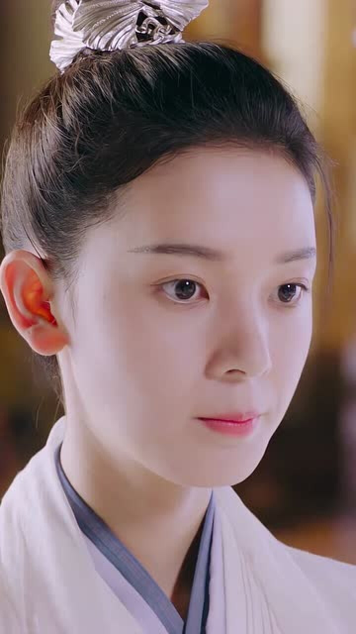 少女大人,成瑶这个造型好英气,你喜欢她吗?