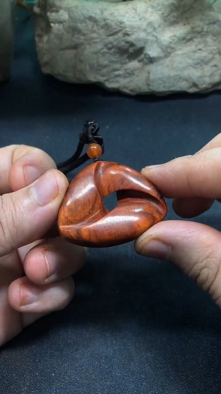 手工雕刻,三世轮回