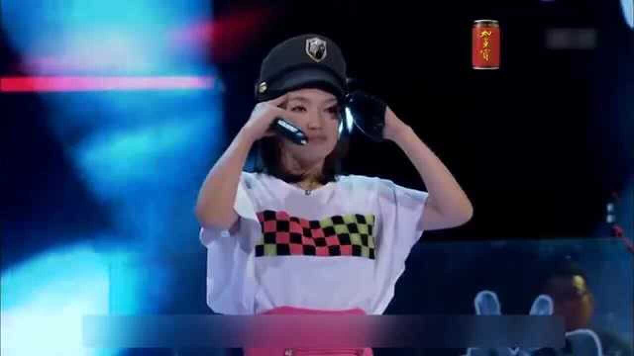 中国好声音:丁丁活力登场,魅力嗓音点燃全场,导师全为她转身!_高清1080P在线观看平台_腾讯视频