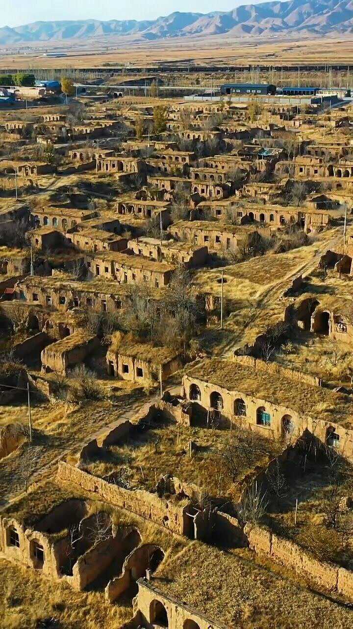 河北张家口最大的无人村,曾经热闹的村庄,如今一户人家都没有