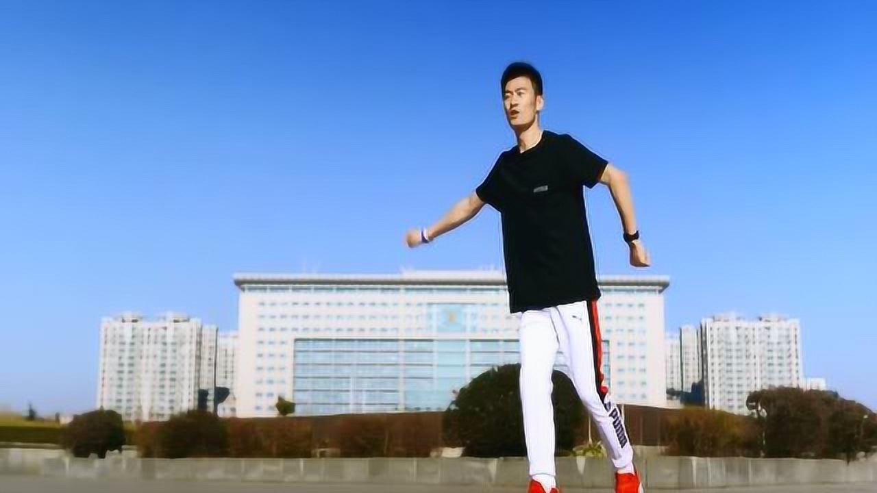 鬼步舞6个基本动作,新手怎么学鬼步舞教学-鬼步舞教学基础舞步