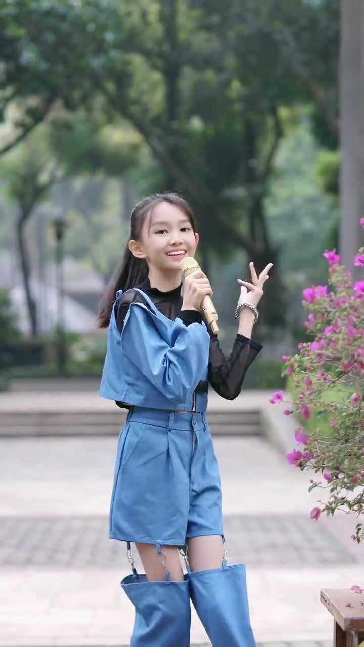 花僮宋小睿笑纳唱的效果就是不一样