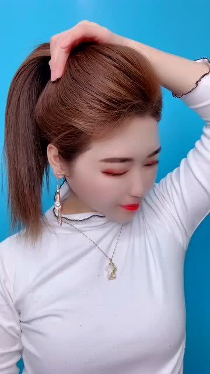 短发减龄高马尾,任何脸型都适合