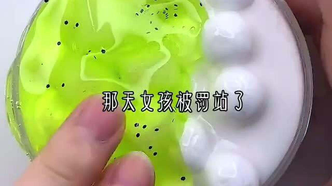 玩起泡胶讲故事我列阵在家和作业厮杀