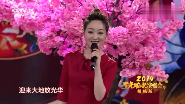 经典歌曲迎春花,这首歌历久弥新,单曲循环走起