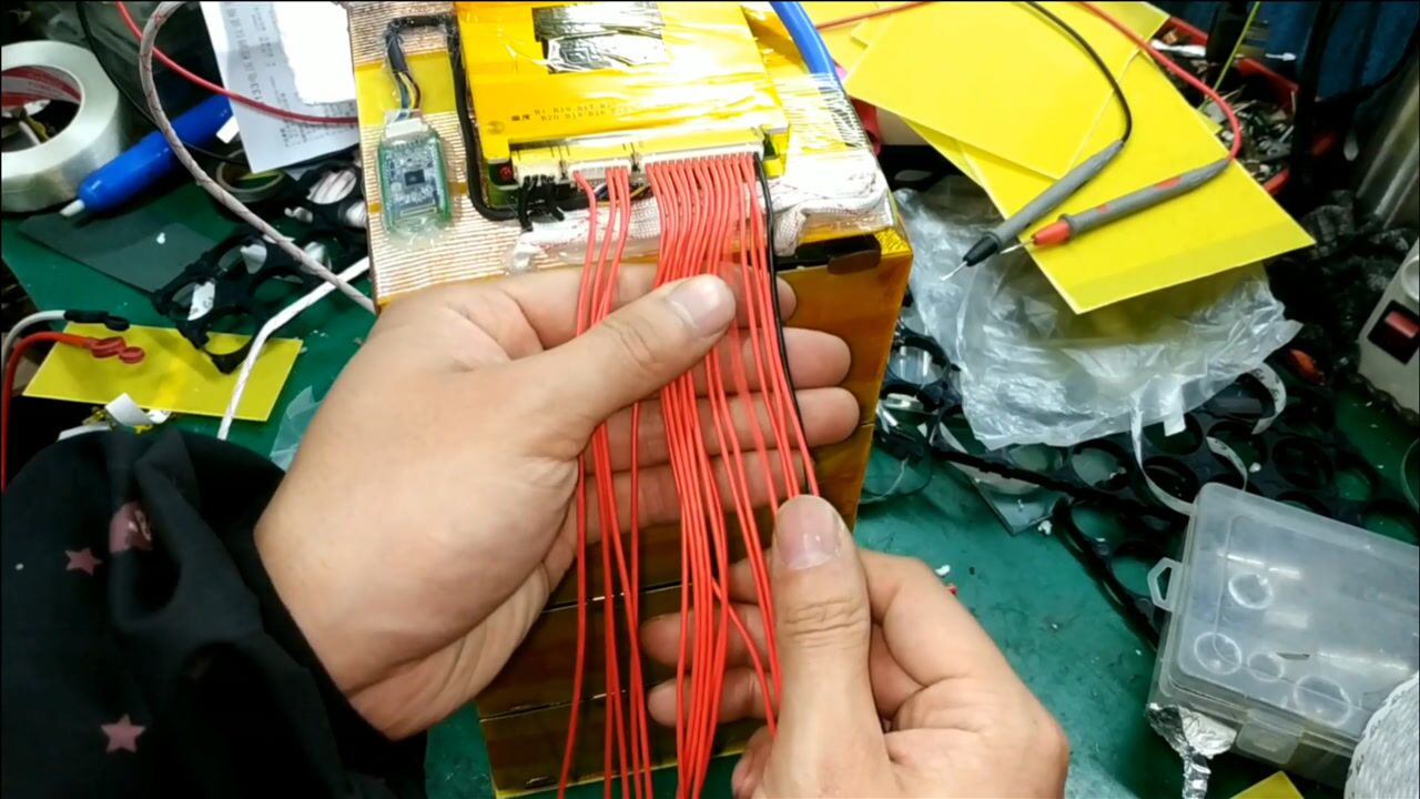 第一次自己组装了一个48v20a的电动车锂电池,总共花了850