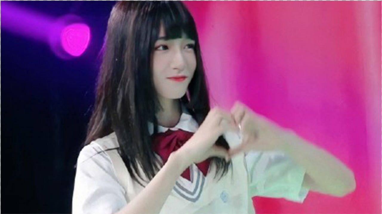 时代少年团《姐姐真漂亮》14次舞台造型，贺峻霖的女装最惊艳！_高清