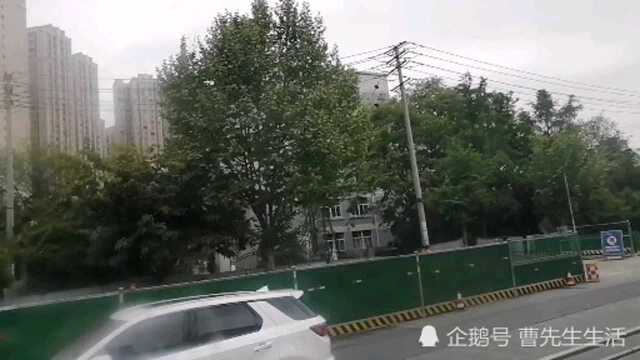 乘坐连接温江双流的761公交车,非高峰期的时全程一个半小时左右