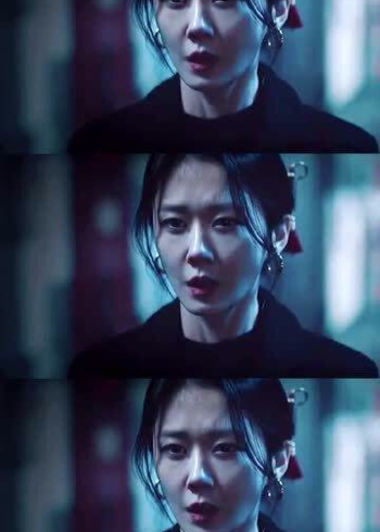 韩国收视率第一的驱魔大片张娜拉化身抓鬼女社长这姿势真的帅炸了