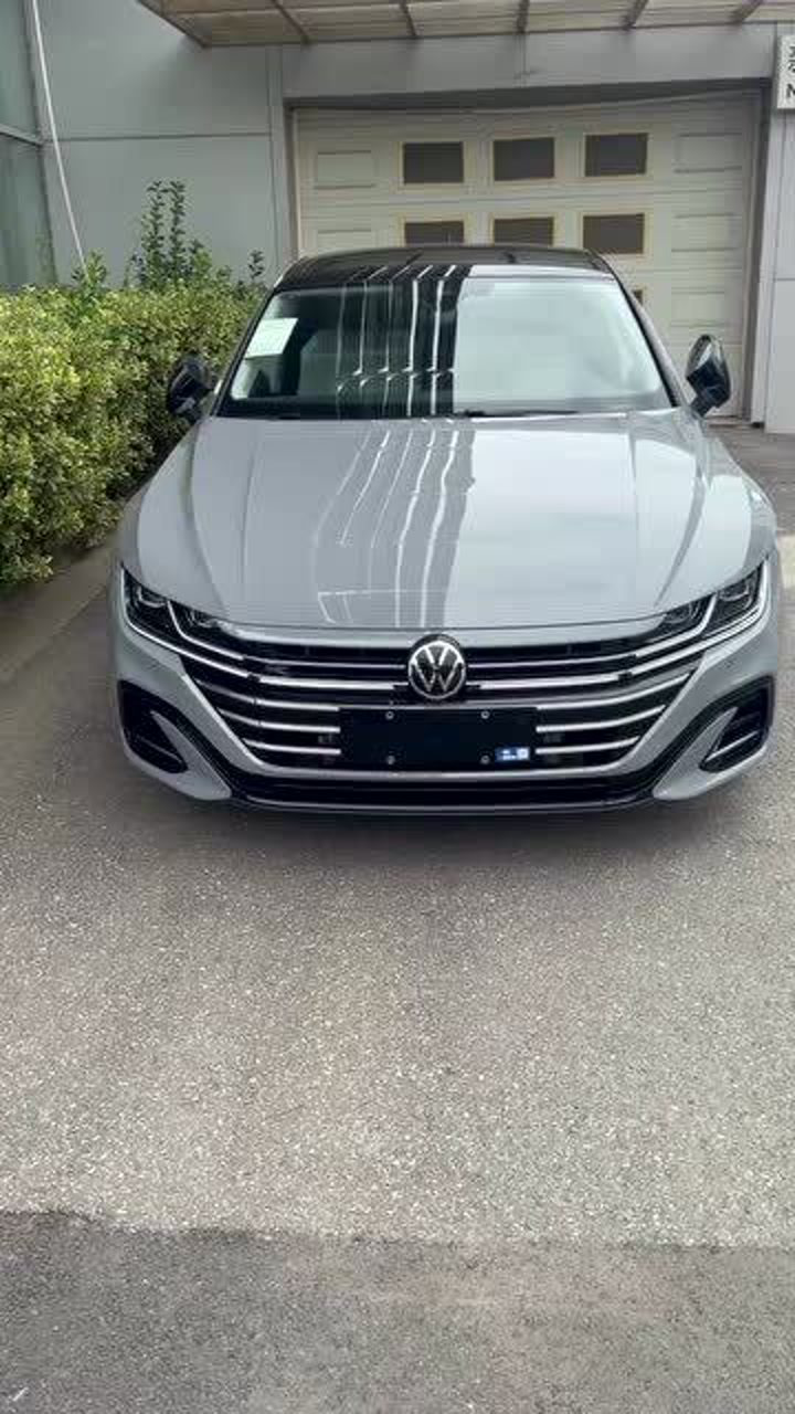 大众cc原厂纳多灰,被称为最美大众车型,气势不输bba!