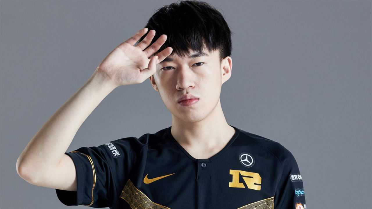 【英雄联盟人物志】rng.xiaohu的自我救赎,从"mid虎"到"top虎"