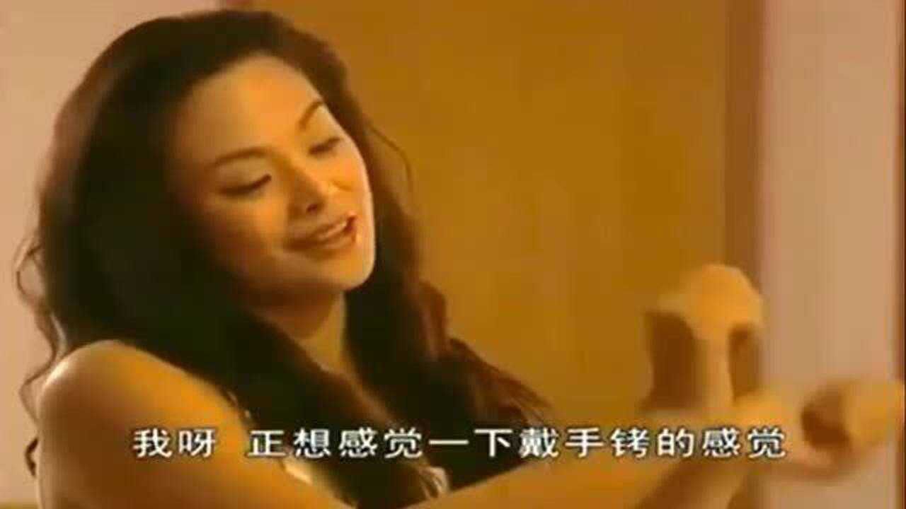 红罂粟:美女娇嗔发嗲,想体验带手铐的感觉,男子听完一把将其搂住_高清1080P在线观看平台_腾讯视频