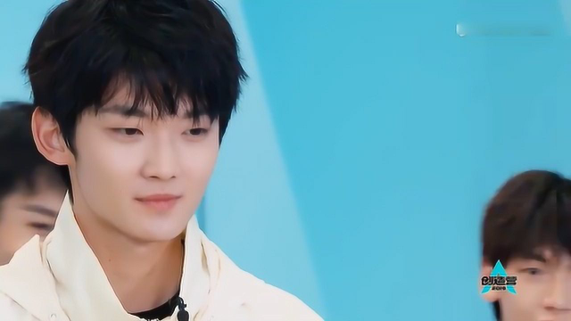 创造营2019:白鞋组何俊雄抢到道具,歌唱曲目《凉凉》 !