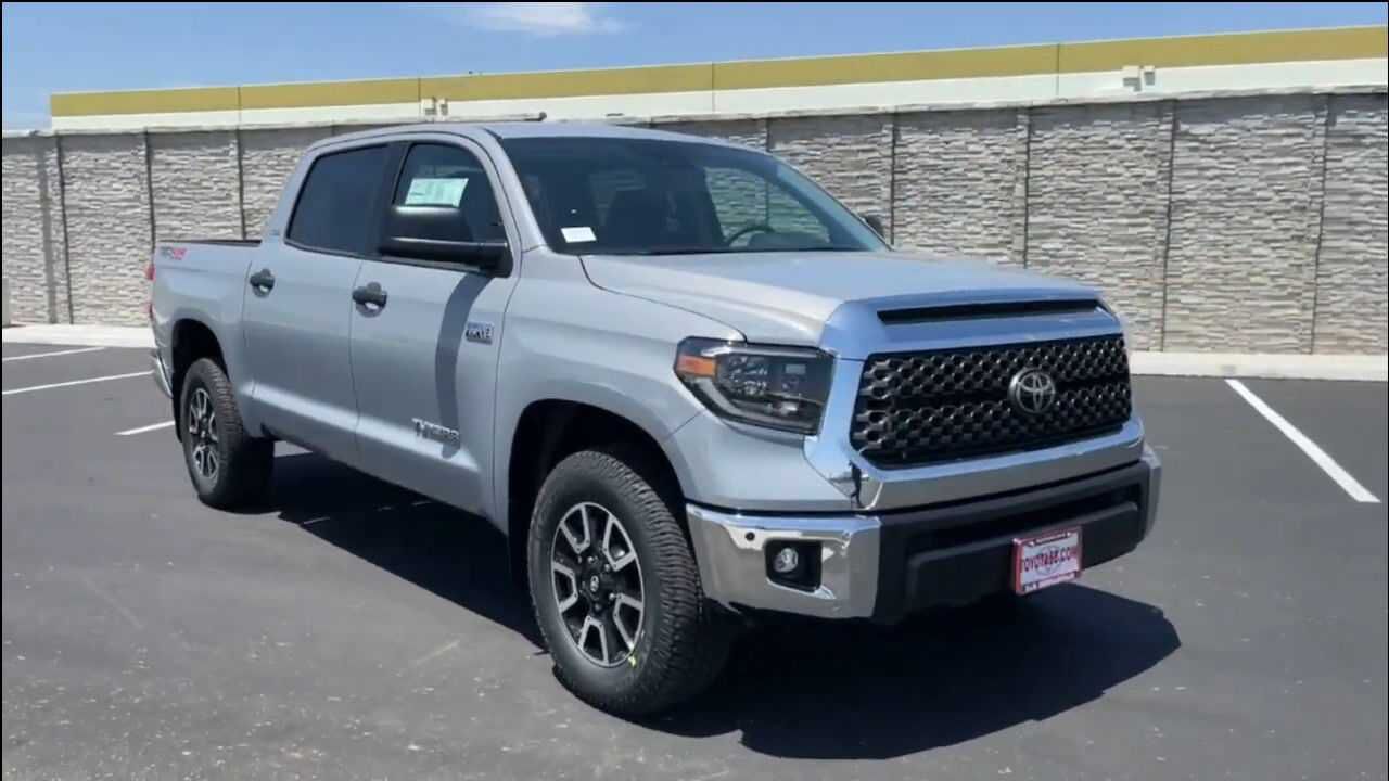 新车展示,2021款丰田坦途trd 4x4,看到实车才知道有多霸气!