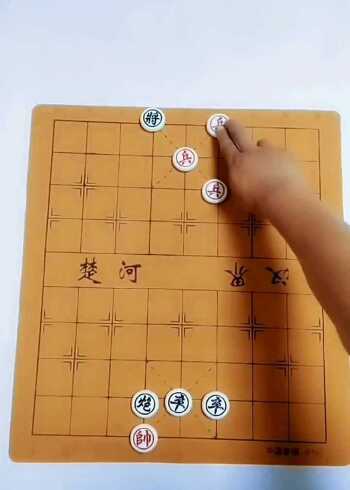 象棋残局大哥三步绝杀这技术绝对是大神级别的