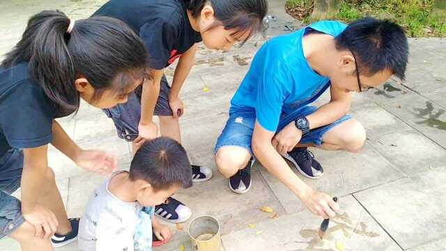 清风凉秋生笔意,风流风华皆是他,平淡中显出不凡的文学功底,妙